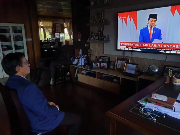 Walikota Ikuti Upacara Hari Lahir Pancasila Secara Virtual, Presiden Joko Widodo Selaku Inspektur Upacara  