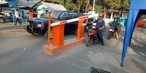 Januari 2020 Portal Parkir PD Pasar  Dicabut, Ini Tanggapan Stenly Suwuh