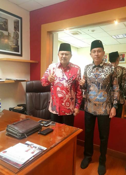 Bupati Bolsel Sambangi H2M di Senayan