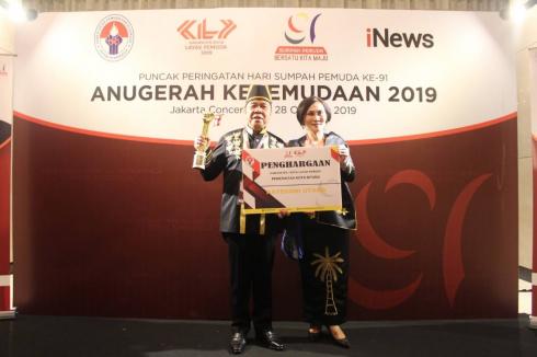 Anugerah Kepemudaan 2019,  Wali Kota Terima Penghargaan Kota Layak Pemuda Kategori Utama