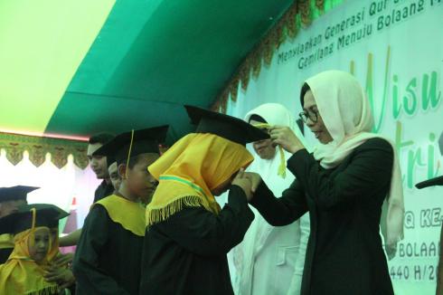 Yasti Buka Wisuda 2.221 Santri TPA-TPQ