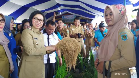 Pemkab Bolmong  Tahun depan akan Membuka Sekolah Lapang Pertanian  