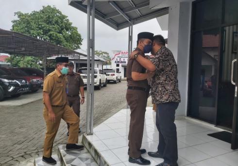 DPRD Kotamobagu Sambut Silaturahmi Kedinasan Kajari Elwin Agustian