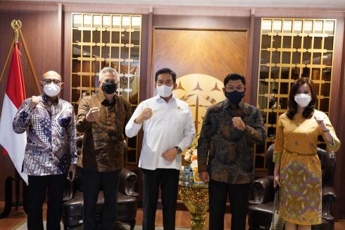 Masih Dalam Suasana Idul Fitri, Direksi PT.Bank Mandiri Bersilaturahmi Dengan Jaksa Agung RI
