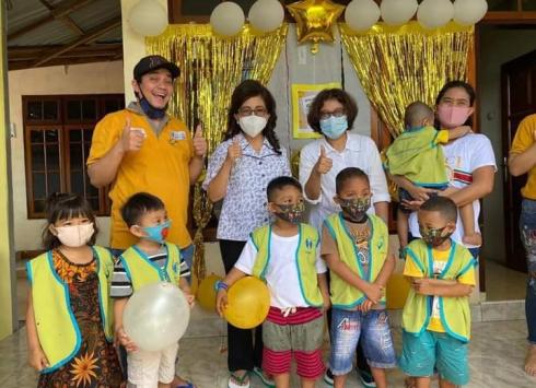  Didampingi Indra Bekti, JPAR Berbagi Kasih di Yayasan Kasih Anak Kanker Indonesia Manado