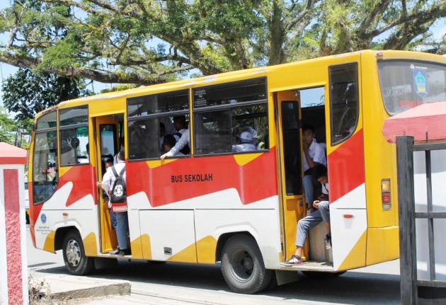 Pemkab Bolsel Ketambahan Satu Unit Bus Sekolah