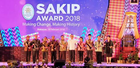 Bitung Terima Penghargaan SAKIP Award 2018 Kategori B dari Menpan-RB
