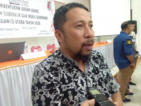 Ketua Divisi SDM, Parmas dan Sosialisasi KPU Sulut Salman Saelangi Hadiri Sosialisasi KPUD Kepulauan Talaud