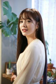 Agensi Buka Suara Perkara Song Ha-yoon Dikeluarkan dari Sekolah