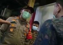Wow, AKBP Stefanus Michael Tamuntuan Berhasil Menghalau Tim FPI Yang Memaksa Masuk Kamar Jenazah RS Polri